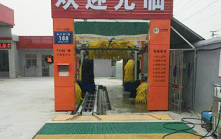 來中石化加油站點免費體驗林頓fx80系列隧道式電腦洗車機(jī)啦！
